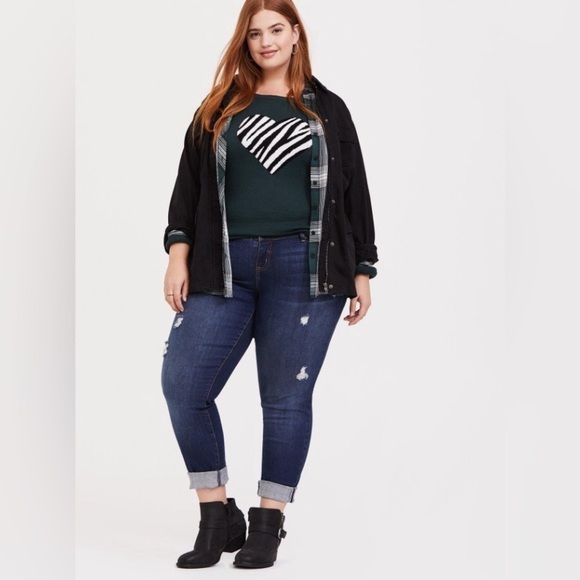 TORRID Green Zebra Heart Pullover Sweater Size 2 - Picture 1 of 12